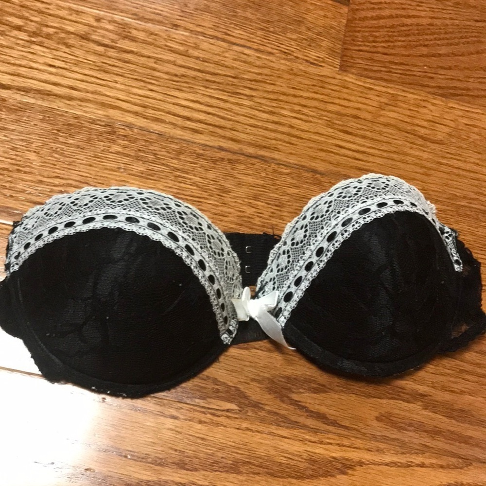 Black white lace strapless push-up underwire bra